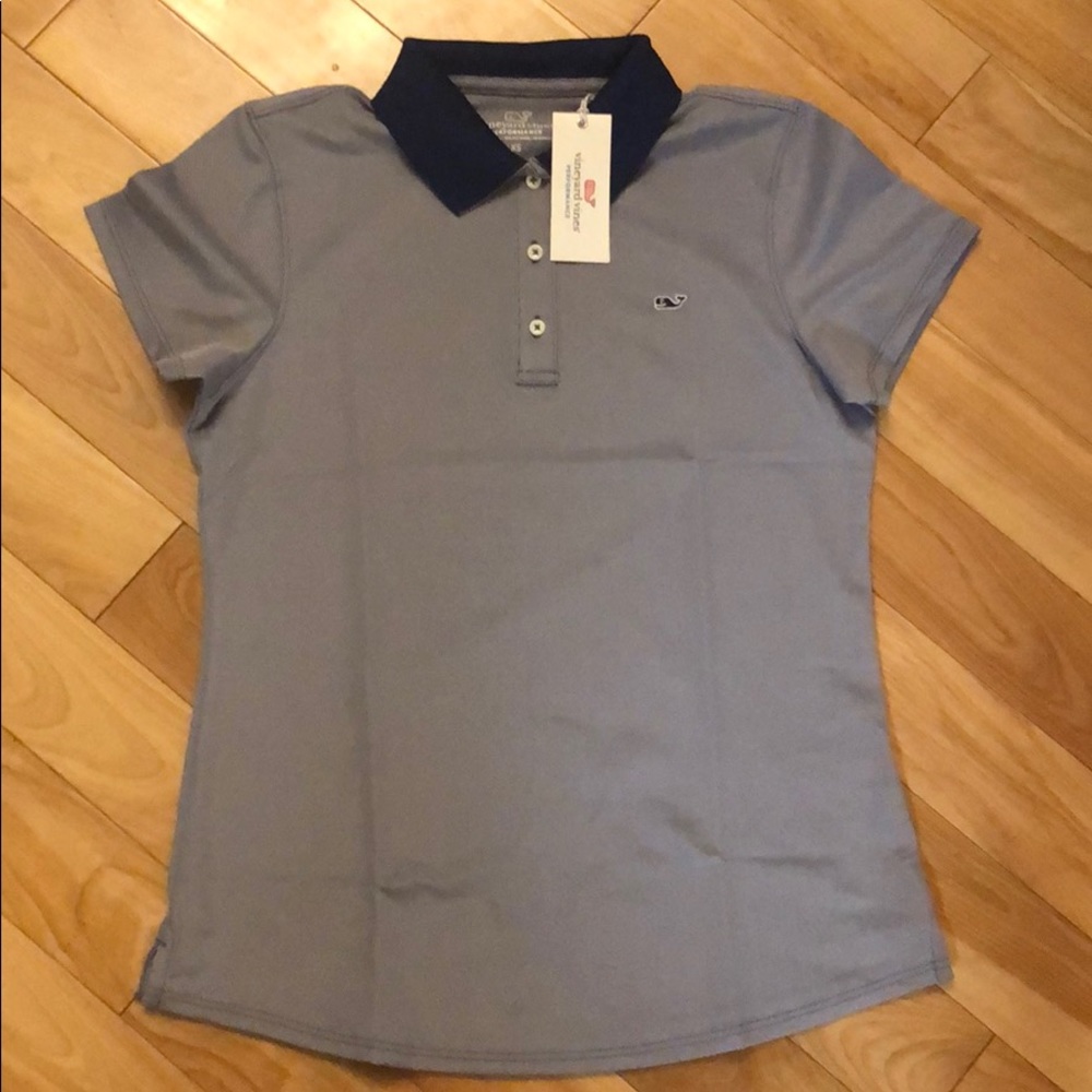Vineyard Vine Performance top NWT